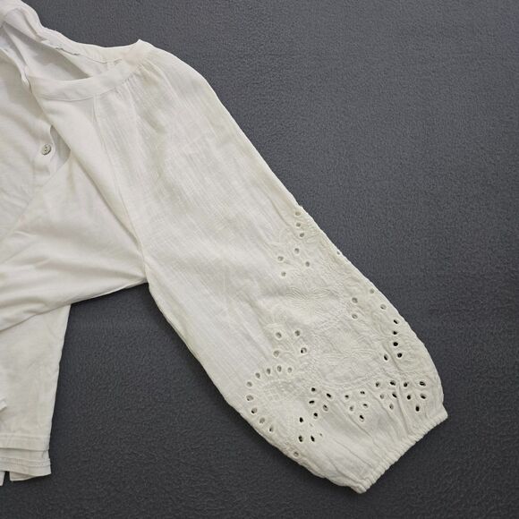 J. Jill Women XS White Button Front 3/4 Eyelet Lace Sleeve Peasant Top - Picture 5 of 11